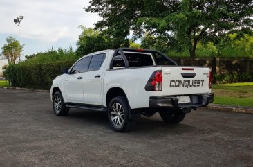 White Toyota Hilux 2019 for sale Automatic