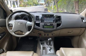 Sell White 2013 Toyota Fortuner 