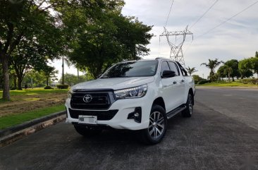 White Toyota Hilux 2019 for sale Automatic