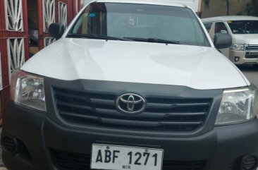 Selling Toyota Hilux 2014 
