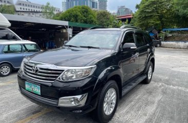 Selling Toyota Fortuner 2012 