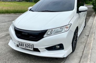 Selling Pearl White Honda City 2014 