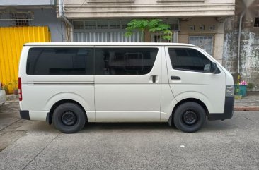  White Toyota Hiace 2018 for sale in Manual