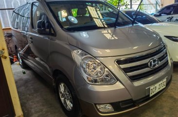 Selling Silver Hyundai Grand Starex 2016 in Pasig