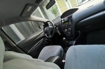 Toyota Vios 1.3 J Manual 2009