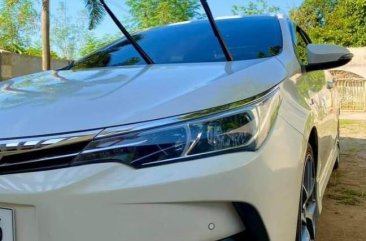 Sell Pearl White 2018 Toyota Corolla in Quezon City