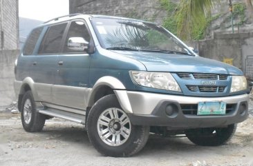 Blue Isuzu Crosswind 2009 for sale in Quezon City