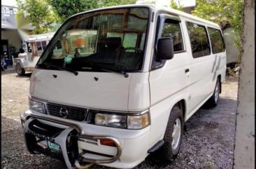 Selling White Nissan Urvan 2007 in Caloocan