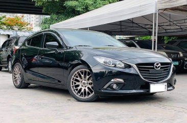 Sell 2016 Mazda 3 in Pasay