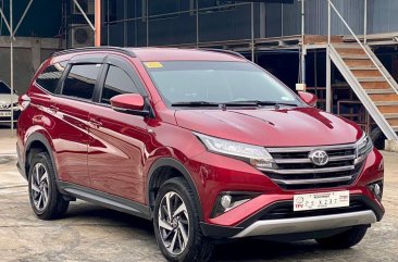 Selling Red Toyota Rush 2021 in Makati
