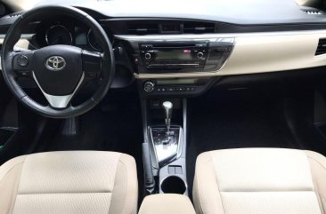 Brightsilver Toyota Altis 2014 for sale in Quezon