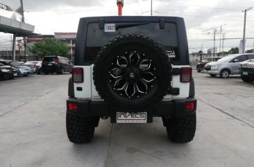 Selling White Jeep Wrangler 2013 in San Fernando