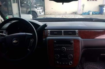 Selling Black Chevrolet Suburban 2009 in Quezon