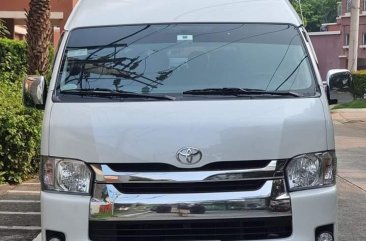 White Toyota Hiace Super Grandia 2018 for sale in Parañaque