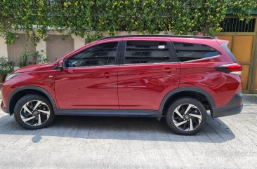 Selling Red Toyota Rush 2020 in Quezon