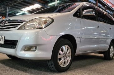 Silver Toyota Innova 2012 for sale in Pateros