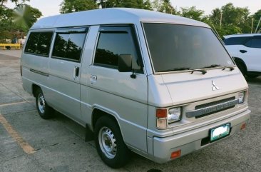 Selling Brightsilver Mitsubishi L300 2010 in Manila