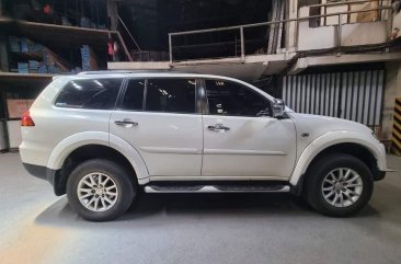 White Mitsubishi Montero 2012 for sale in Makati