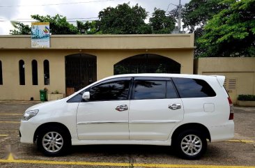 Selling Pearl White Toyota Innova 2013 in Mandaluyong