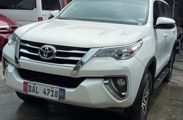 Selling White Toyota Fortuner 2019 in Quezon