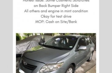 Selling Silver Toyota Corolla Altis 2010 in Pasig