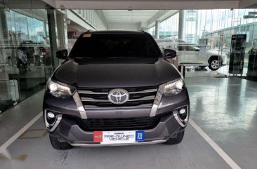 Silver Toyota Fortuner 2018 for sale in Las Piñas