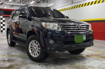 Black Toyota Fortuner 2012 for sale in Quezon