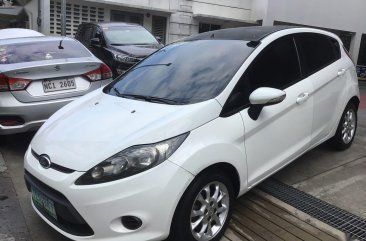 White Ford Fiesta 2011 for sale in Mandaluyong