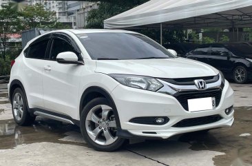 White Honda HR-V 2015 for sale in Makati