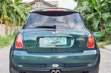 Selling Green Mini Cooper S 2004 in Bacoor