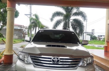 Pearl White Toyota Fortuner 2012 for sale in Muntinlupa