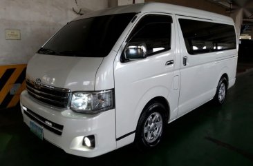 Pearl White Toyota Hiace Super Grandia 2012 for sale in Malabon