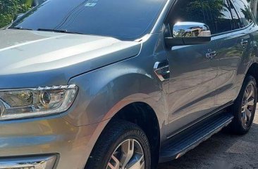 Selling Brightsilver Ford Everest 2017 in Quezon