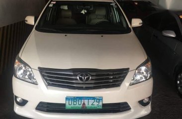 Selling Pearl White Toyota Innova 2012 in Quezon