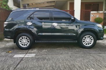 Selling Grayblack Toyota Fortuner 2013 in Parañaque