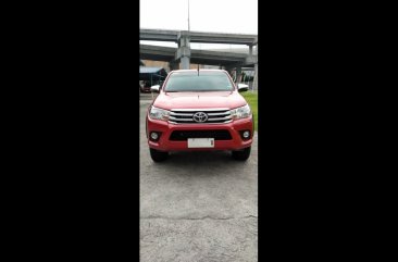 Selling Toyota Hilux 2020 at 33000 in Parañaque