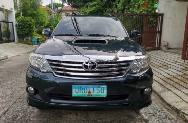 Selling Grayblack Toyota Fortuner 2013 in Parañaque