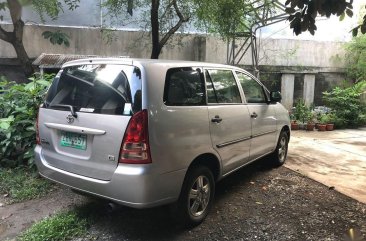 Selling Brightsilver Toyota Innova 2005 in San Juan