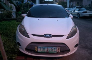 Sell White 2012 Ford Fiesta in Carmona