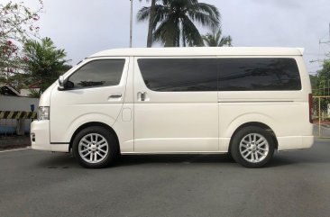 Selling Pearl White Toyota Hiace Super Grandia 2013 in San Juan