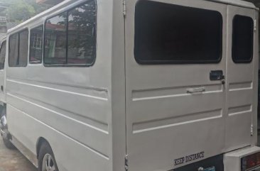 Pearl White Isuzu Elf 2010 for sale in Rizal