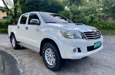 White Toyota Hilux 2013 for sale in Automatic