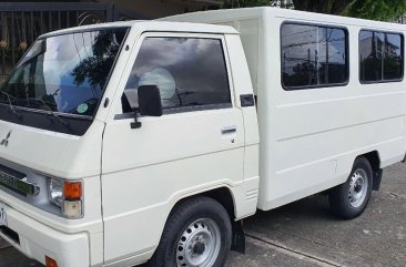 White Mitsubishi L300 2016 for sale in Quezon