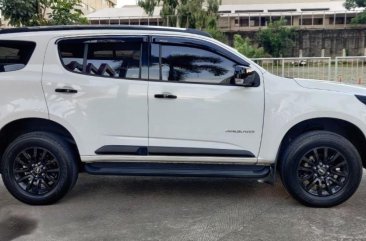 White Chevrolet Trailblazer 2019 for sale in Automatic