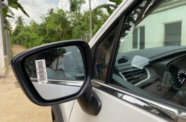 Selling Pearl White Mitsubishi  Xpander Cross 2021 in Silang