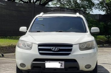 Selling White Hyundai Santa Fe 2008 in Las Piñas