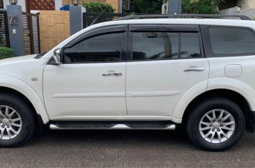 Pearl White Mitsubishi Montero 2011 for sale in Automatic