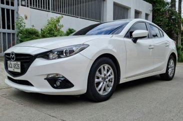 Sell Pearl White 2015 Mazda 3 in Cainta