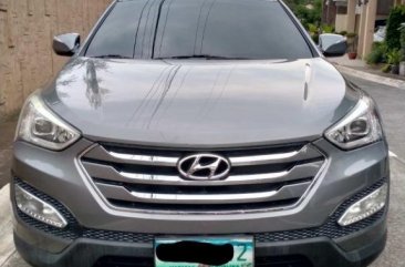 Grey Hyundai Santa Fe 2013 for sale in Manila