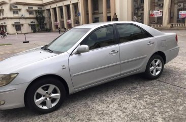 Pearl White Toyota Camry 2002 for sale in Quezon